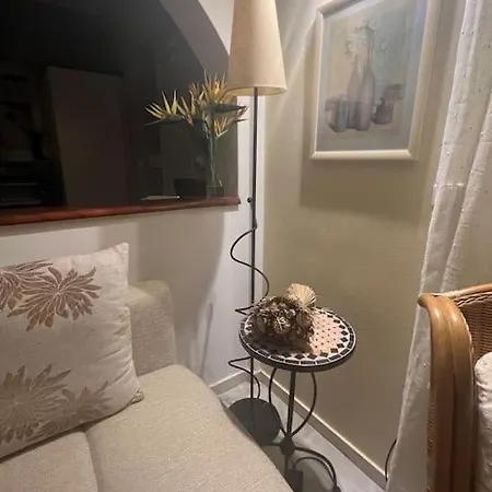 Apartment Volimi *